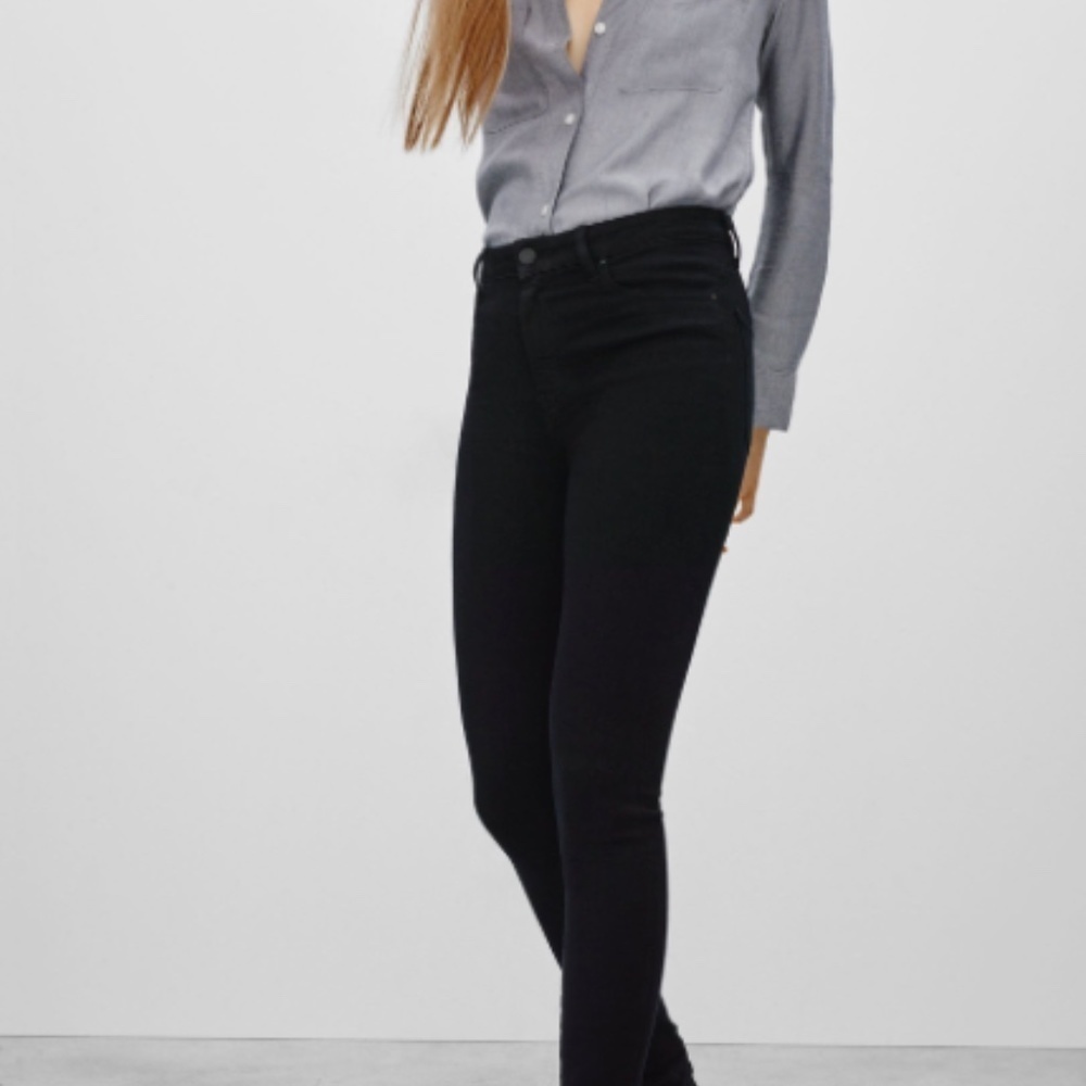 Aritiza The Castings Black Super high rise skinny